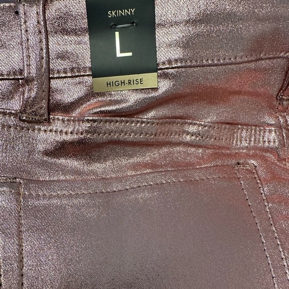 NWT YMI Skinny Rose Pink Metallic Pants - Picture 2 of 6
